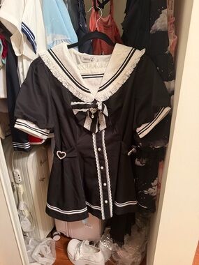 Kawaii Jirai Kei Black Sailor Lace-Trim Midi Dress with Bow